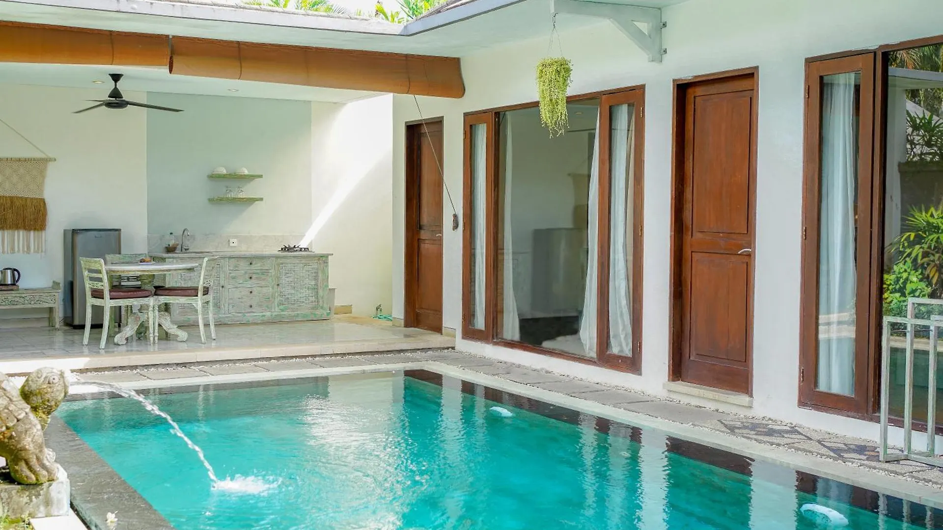 New Pondok Sara Villas Seminyak 0*,  Indonesia